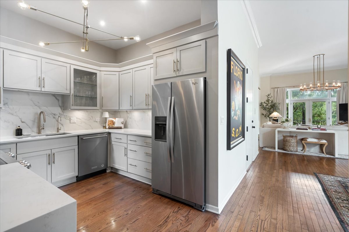 12759390 Property Photo 16