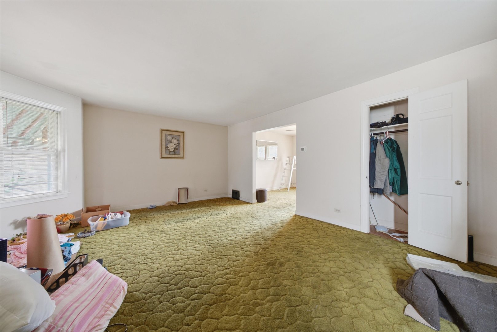 334 Pulaski Road Property Photo 5