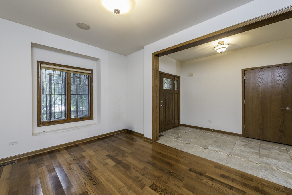 3748 Creekside Court Property Photo 7
