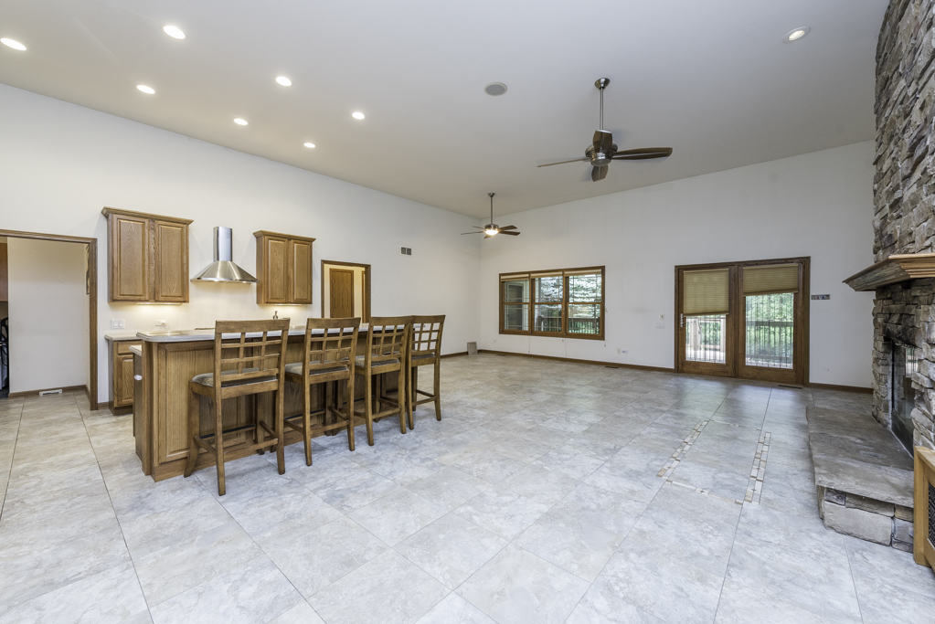 3748 Creekside Court Property Photo 14