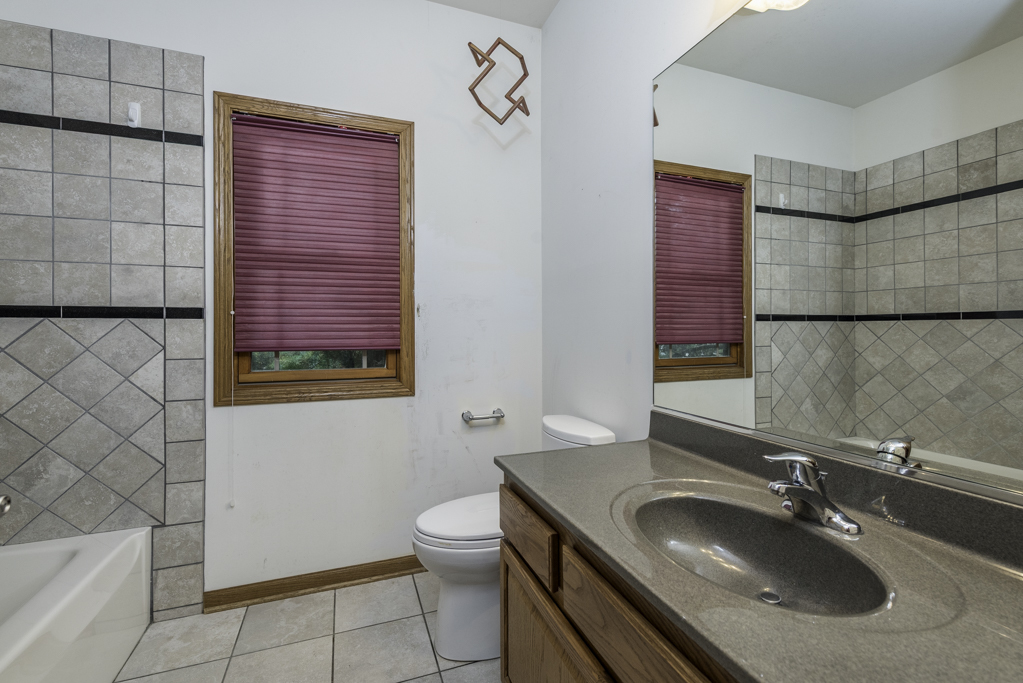 3748 Creekside Court Property Photo 30