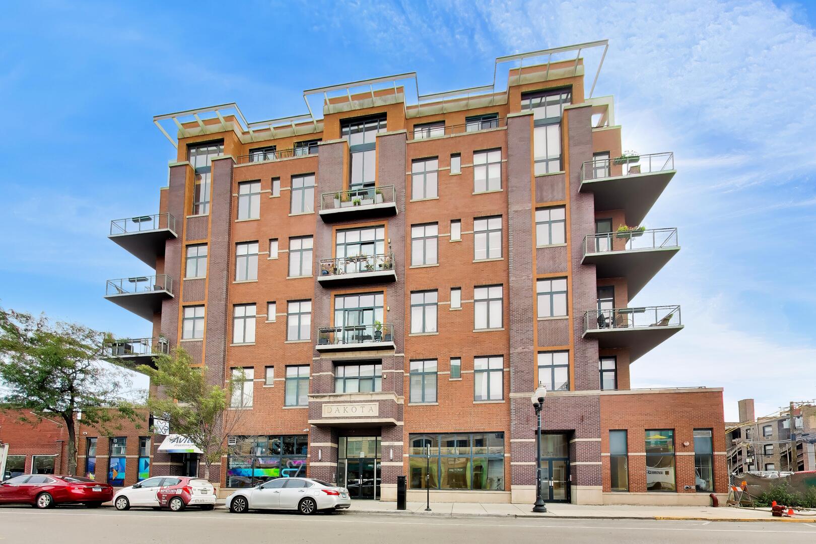 3631 N Halsted Street 211 Property Photo 1