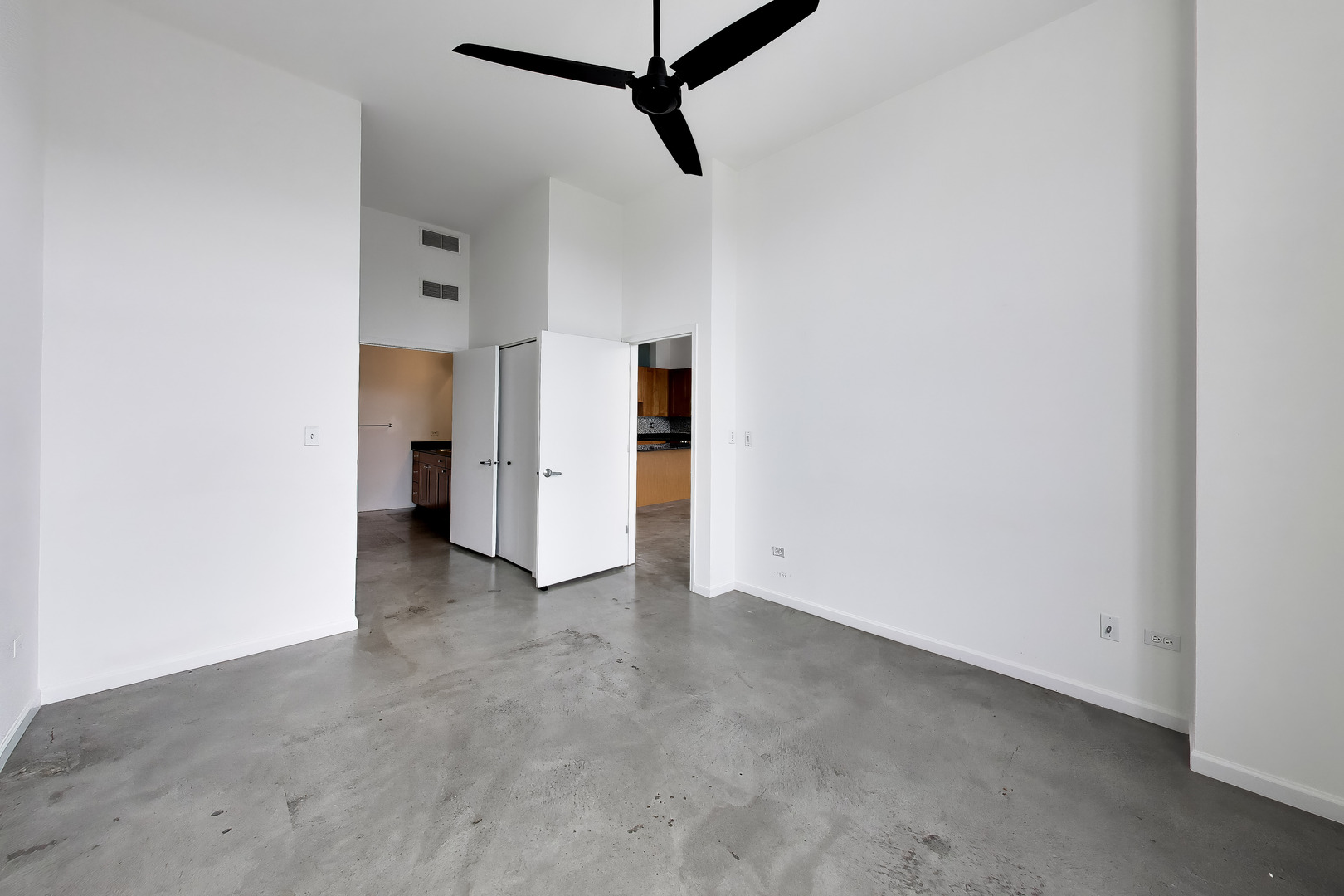3631 N Halsted Street 211 Property Photo 14