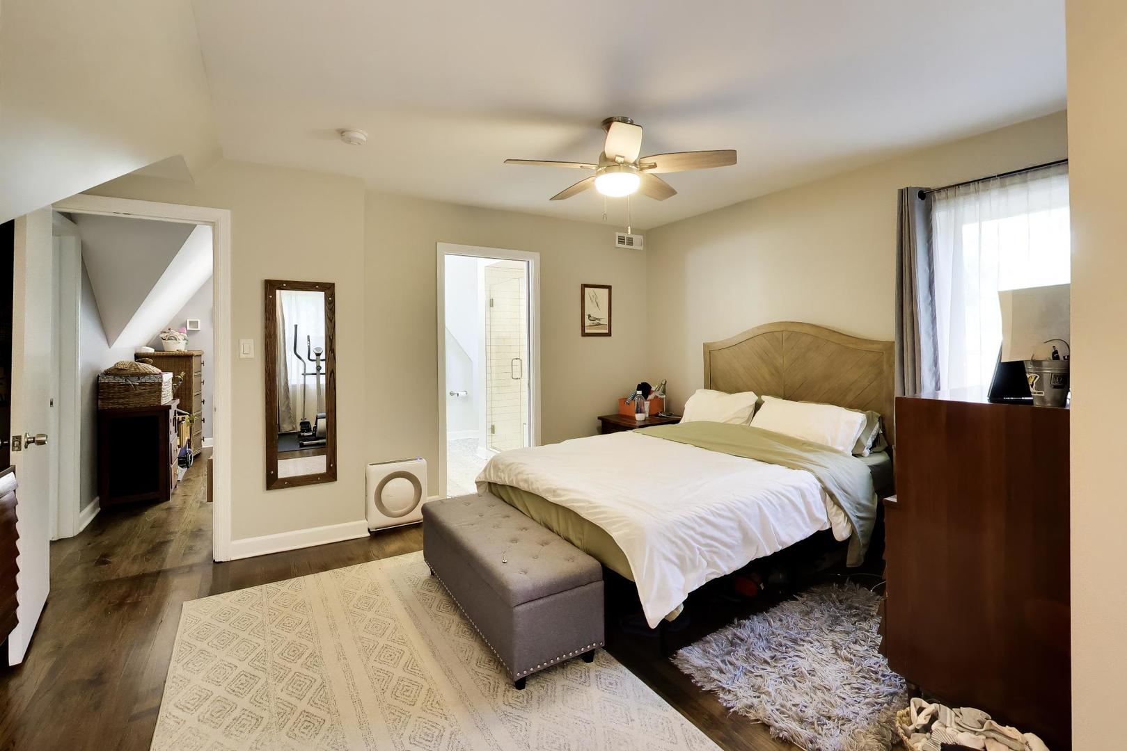 8326 Kostner Avenue Property Photo 12