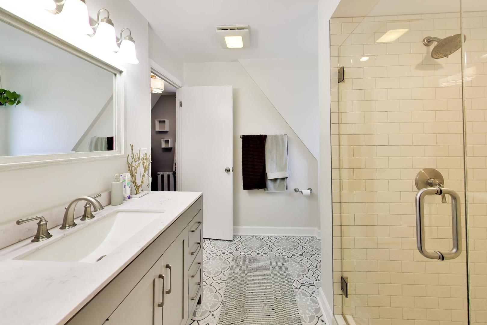 8326 Kostner Avenue Property Photo 13
