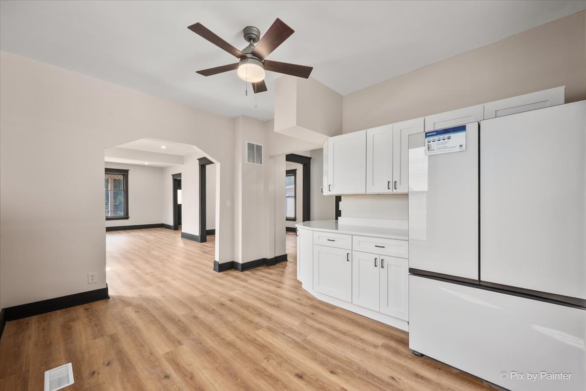 468 Locust Street Property Photo 15