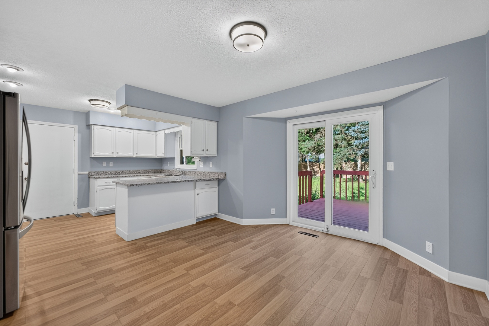 7488 Gnarl Tree Court Property Photo 5