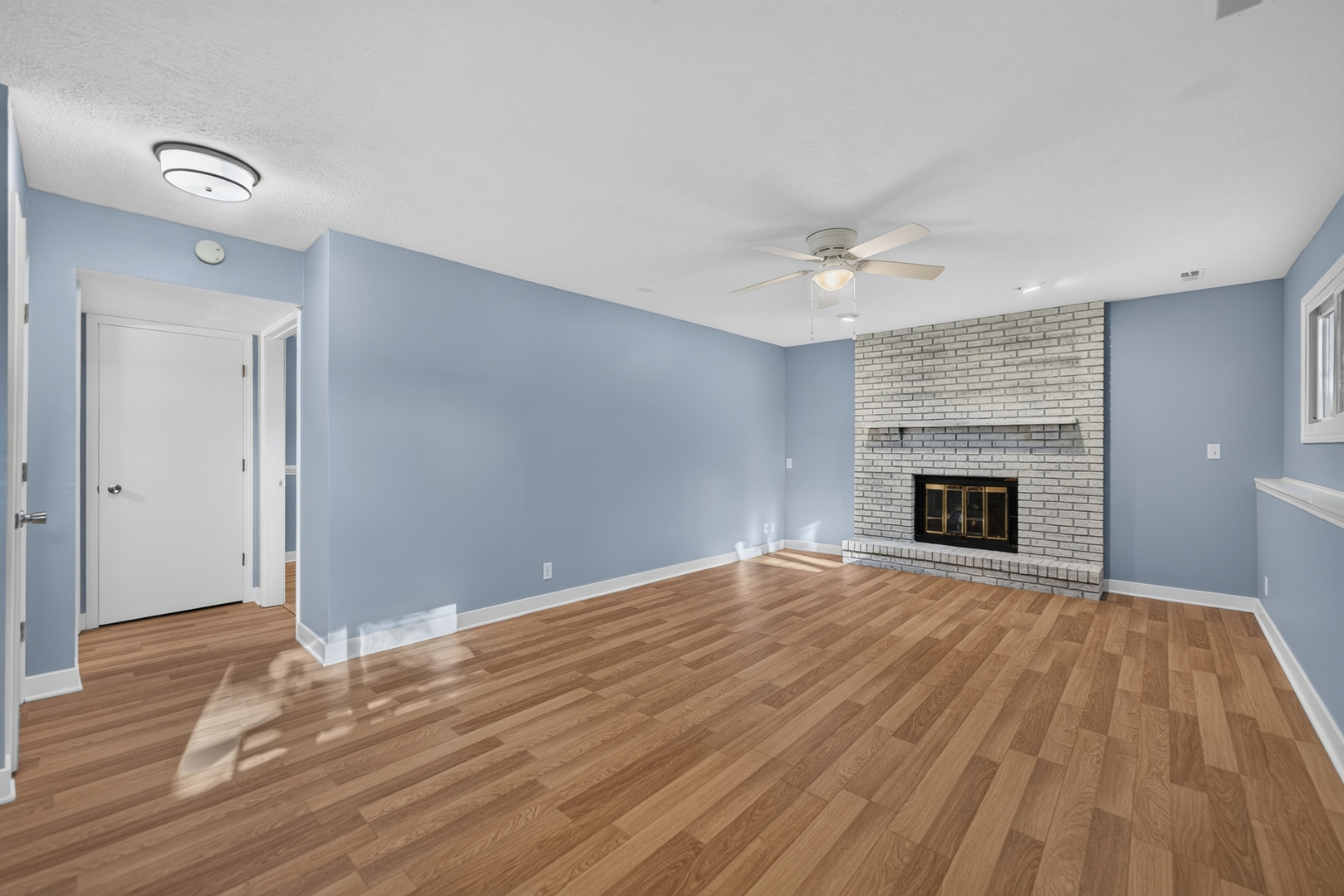 7488 Gnarl Tree Court Property Photo 14