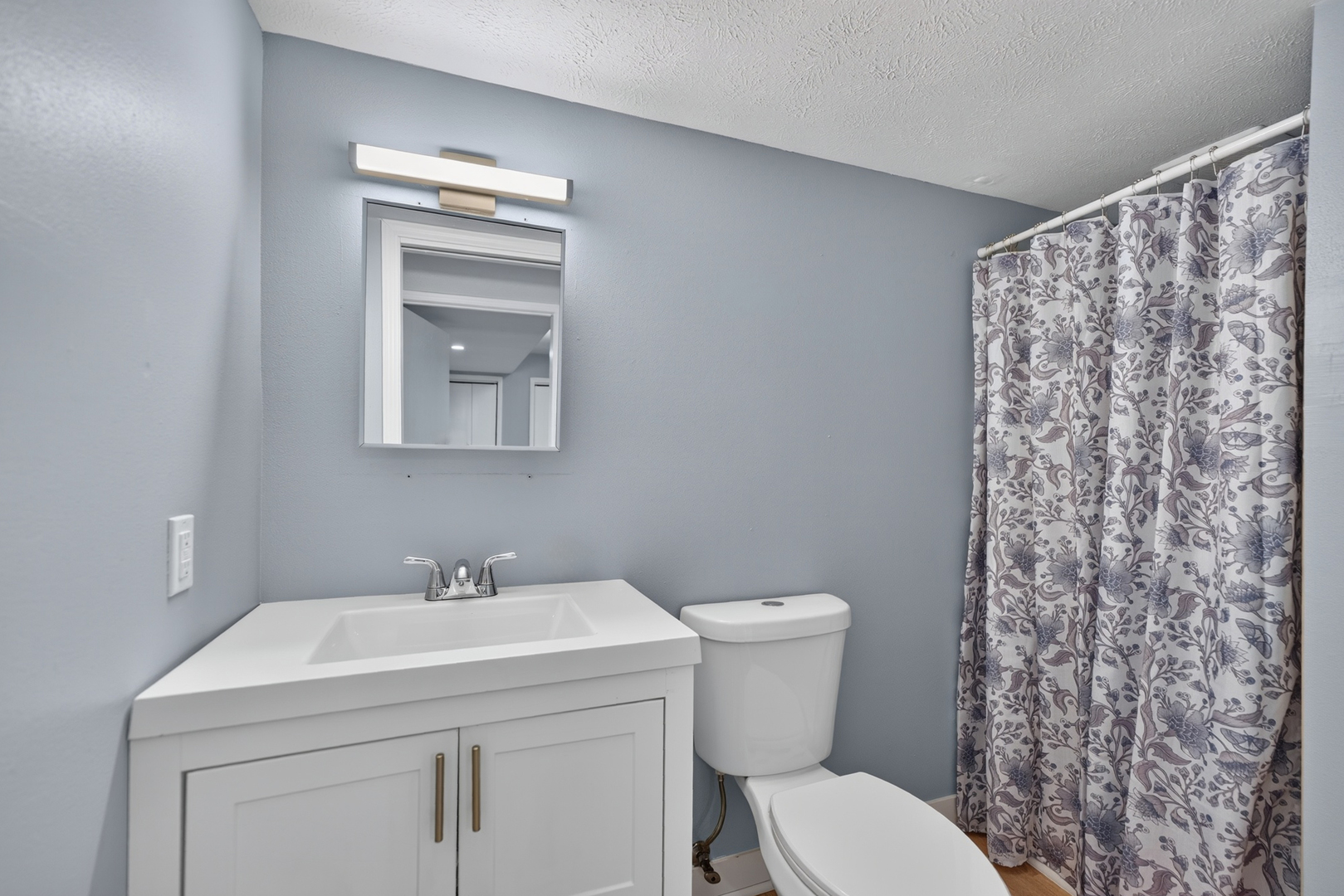 7488 Gnarl Tree Court Property Photo 16