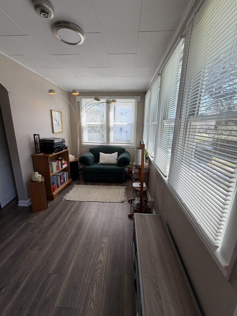 334 23rd Place Property Photo 3