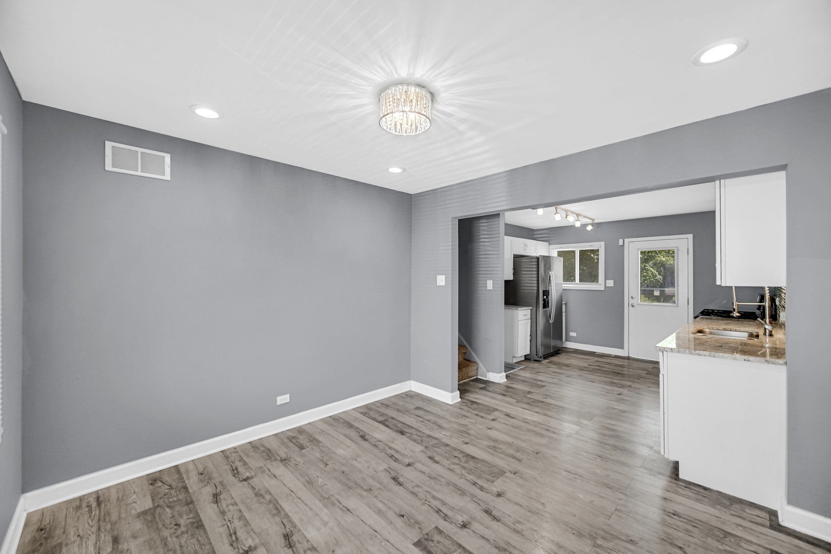 18107 Kostner Avenue Property Photo 6