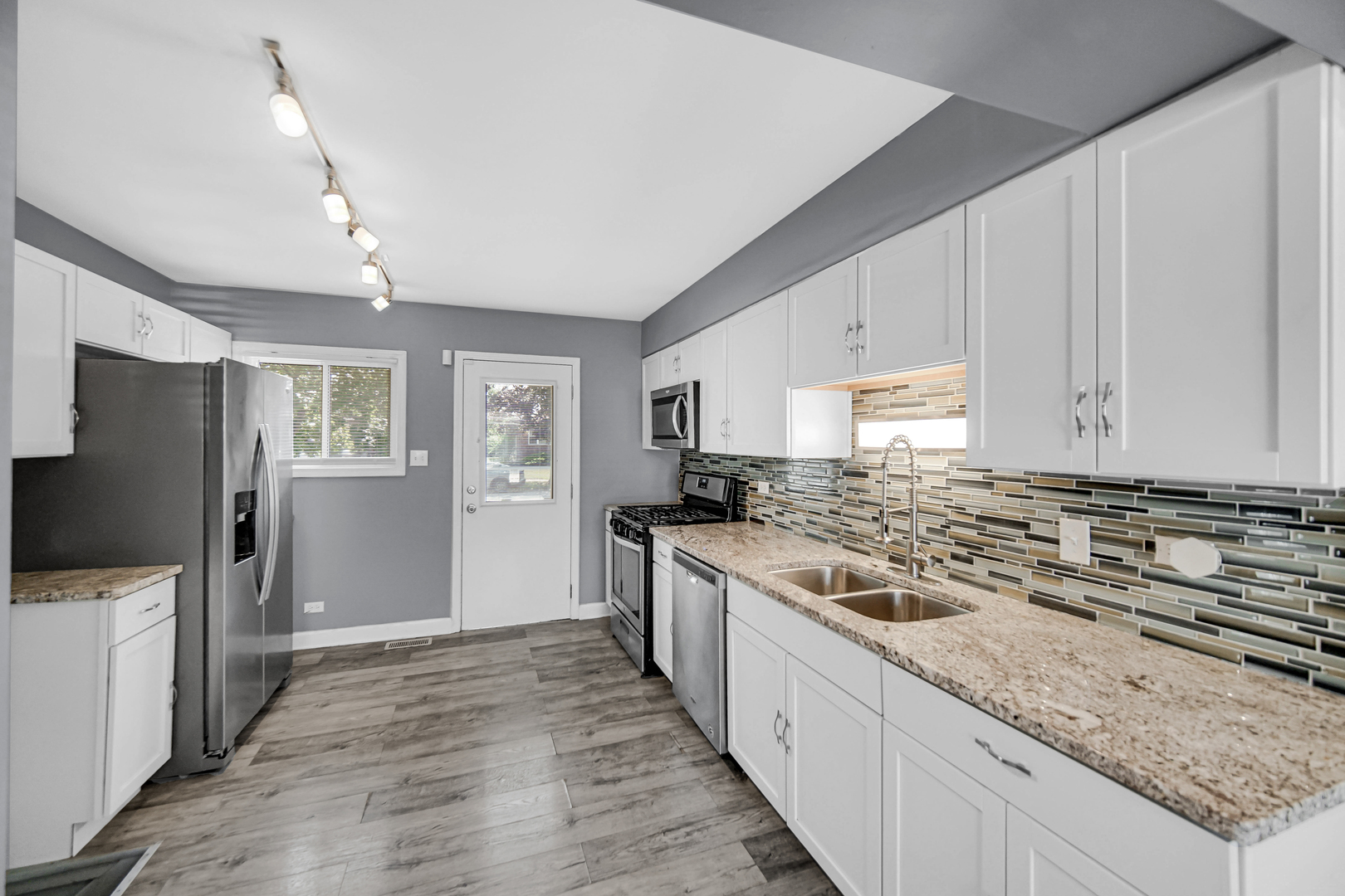 18107 Kostner Avenue Property Photo 7