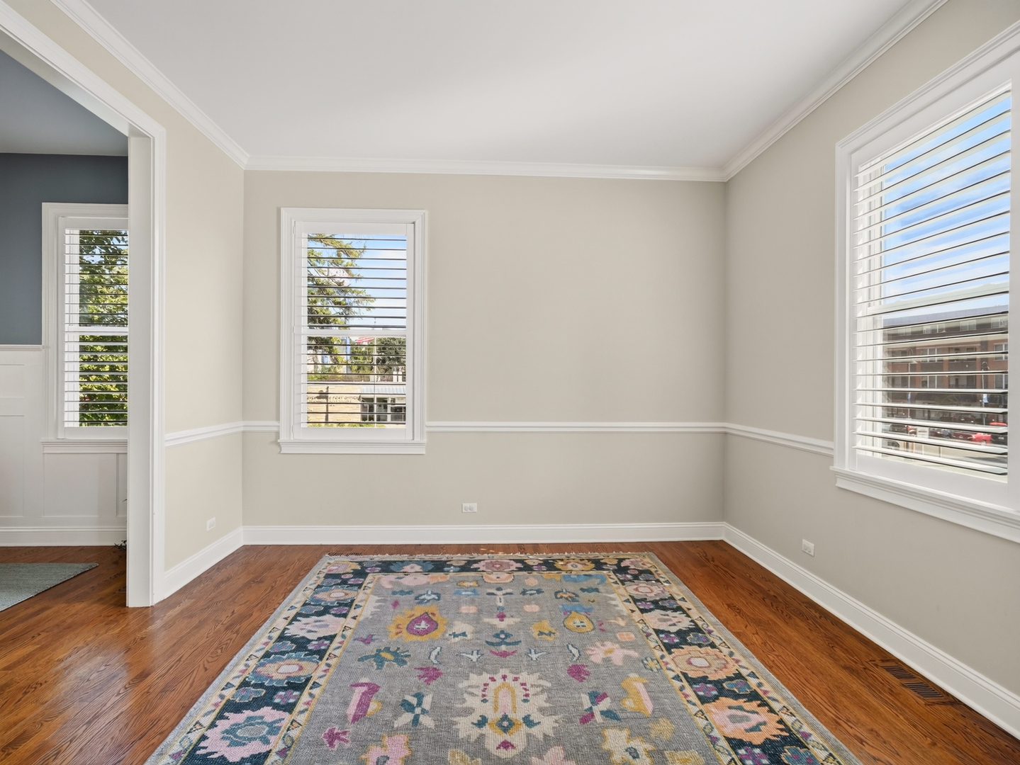 303 Park Avenue Property Photo 5