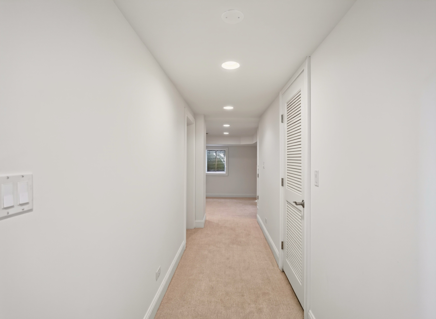 303 Park Avenue Property Photo 38