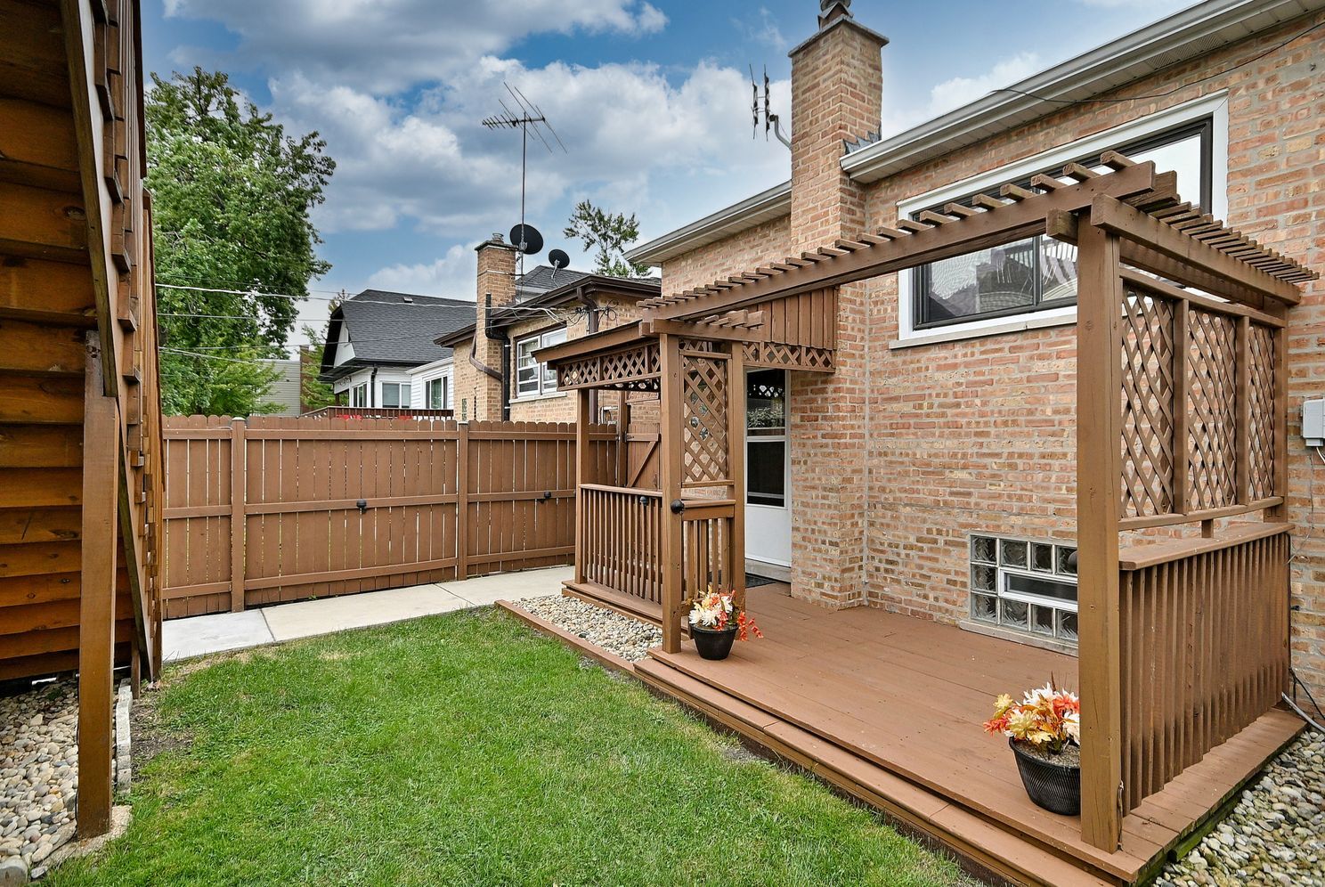 4109 N Menard Avenue Property Photo 47