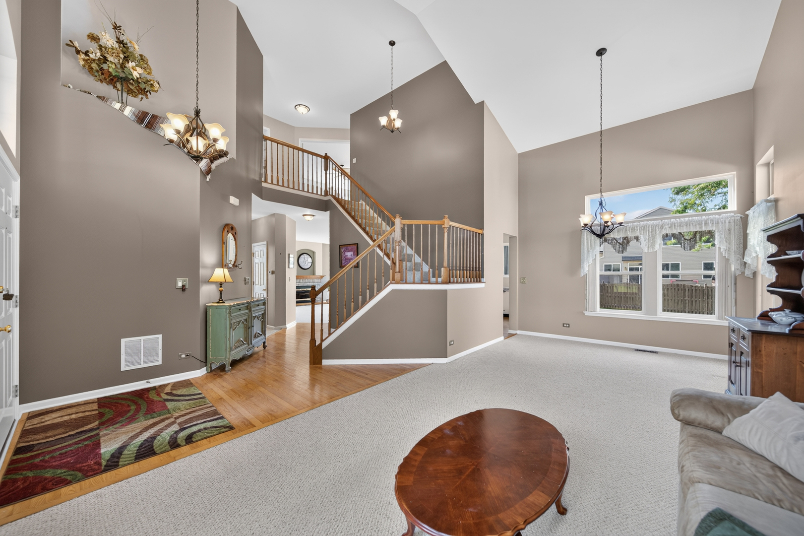 251 Winslow Way Property Photo 2