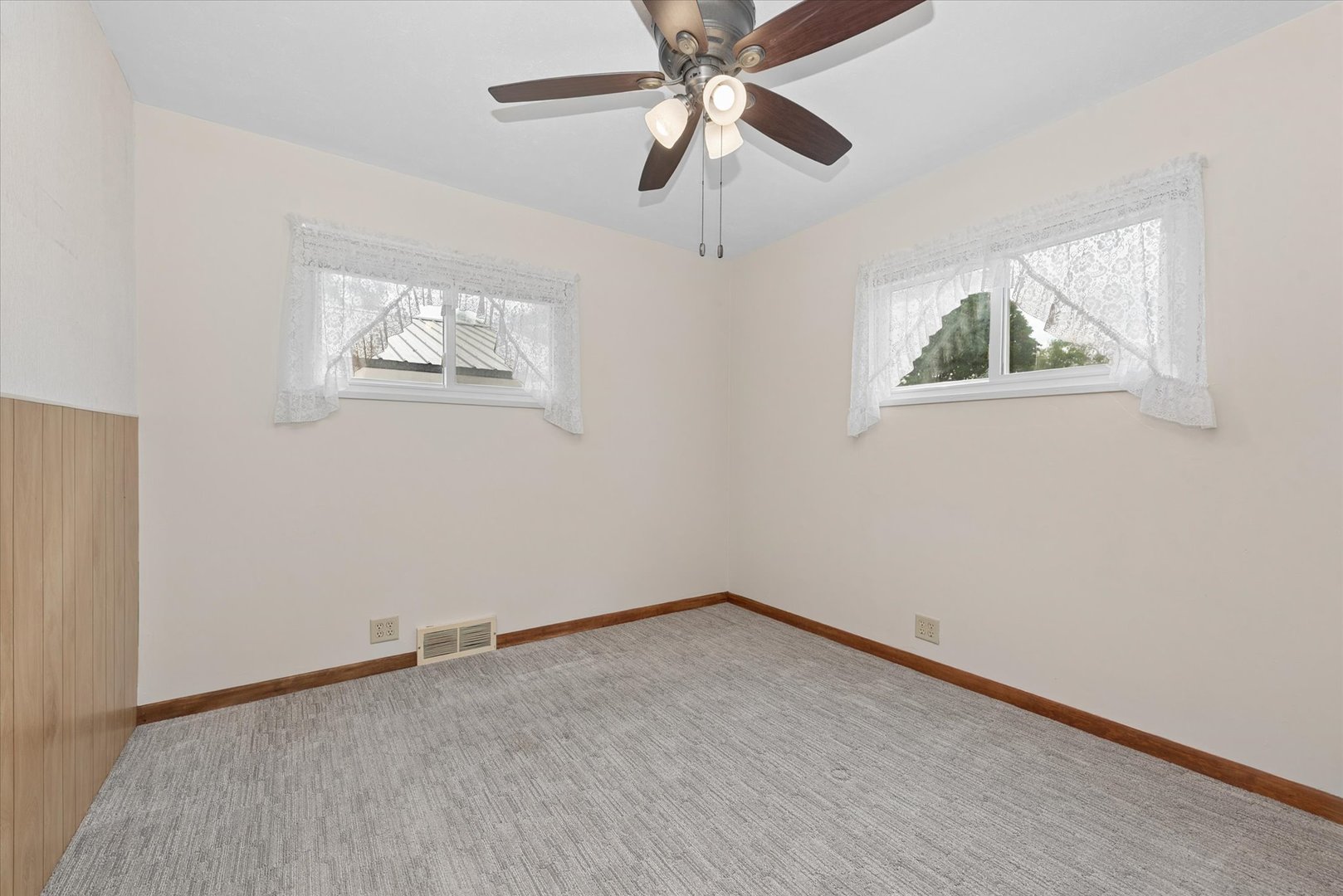 937 Townsend Street Property Photo 11