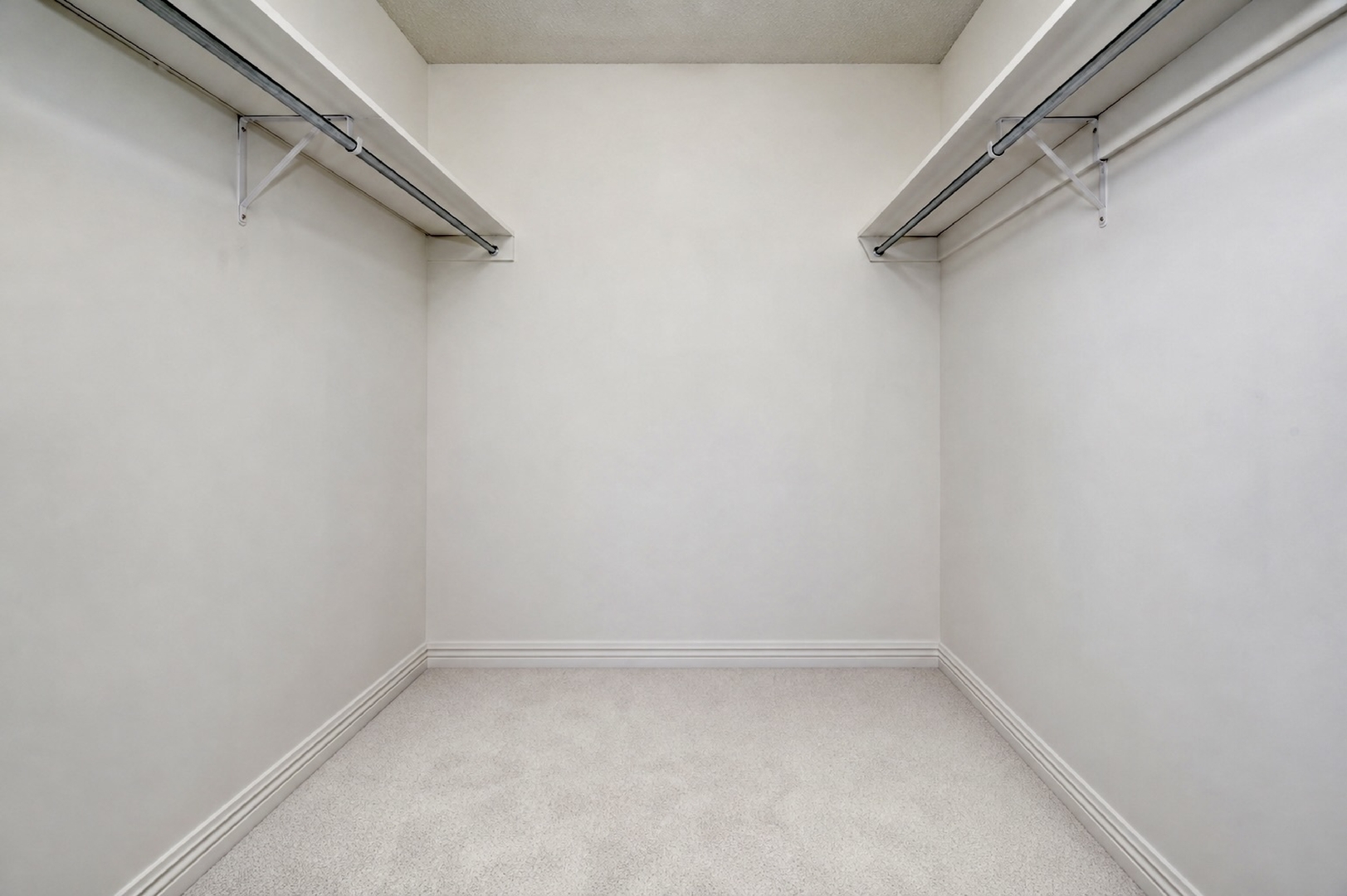 10 E Ontario Street 3403 Property Photo 9