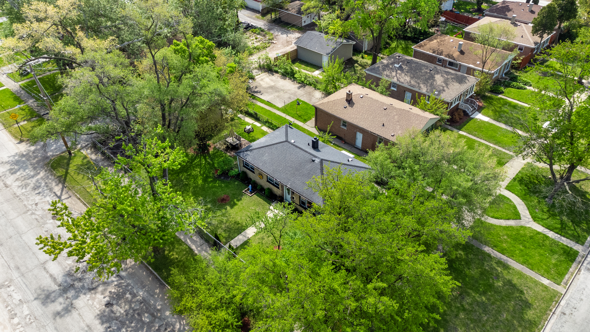 15001 Western Avenue Property Photo 14