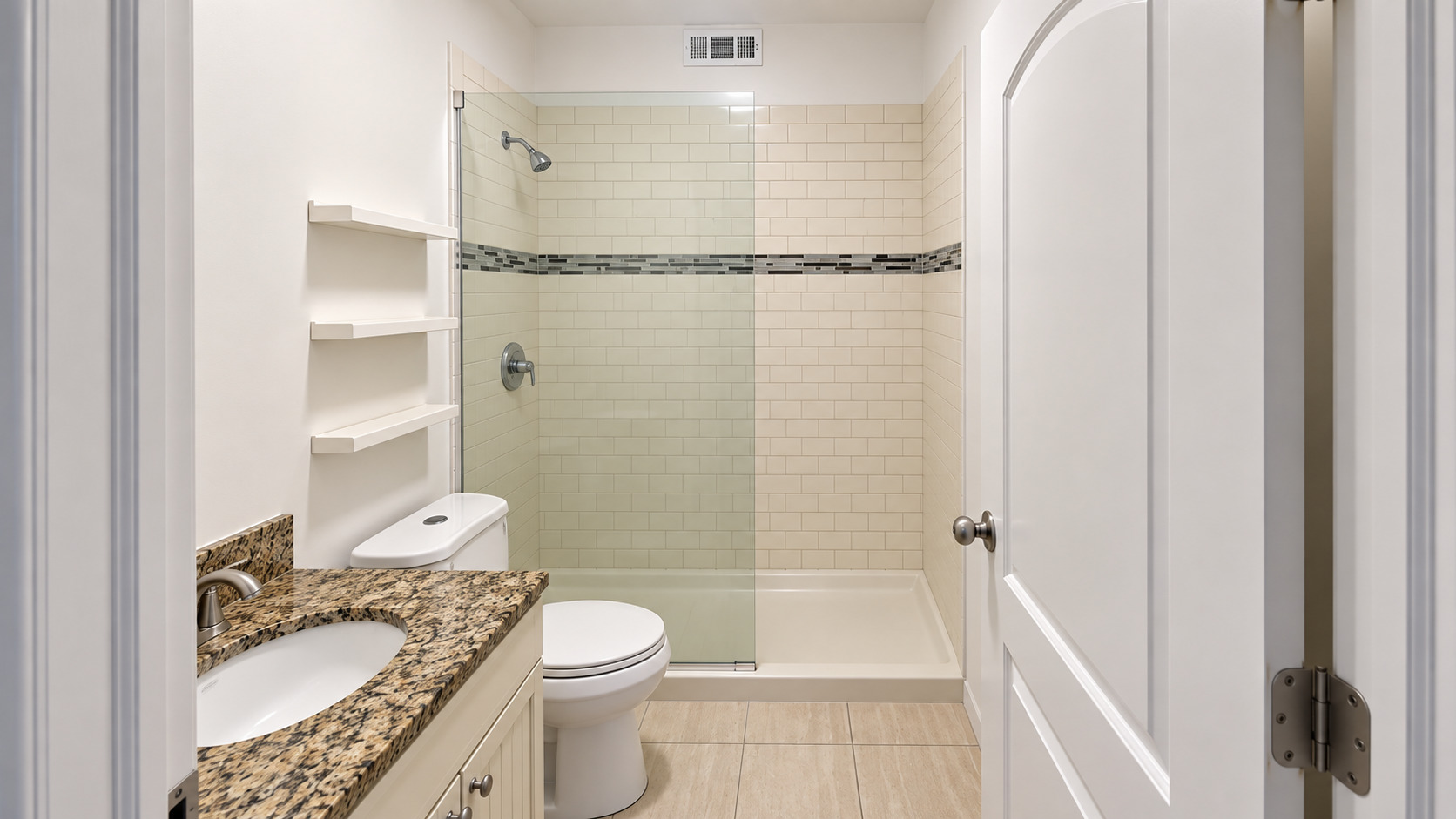 1214 W Belmont Avenue 2s Property Photo 5