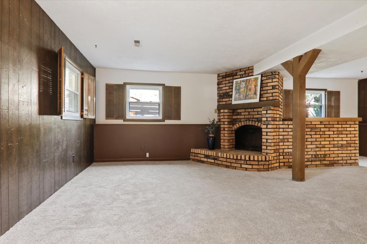 1706 Erin Drive Property Photo 17