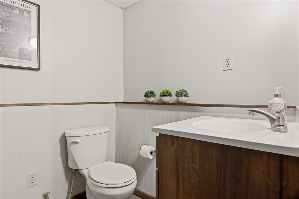 1706 Erin Drive Property Photo 24