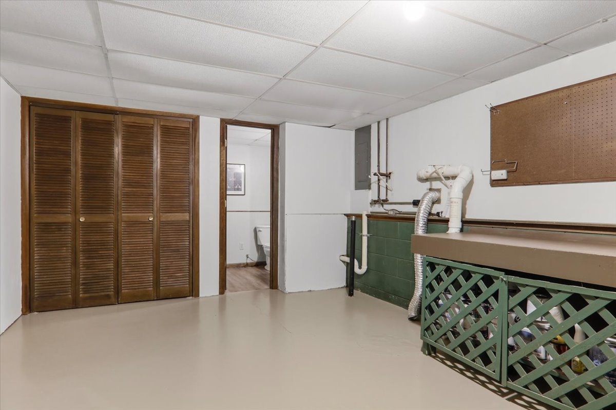 1706 Erin Drive Property Photo 26