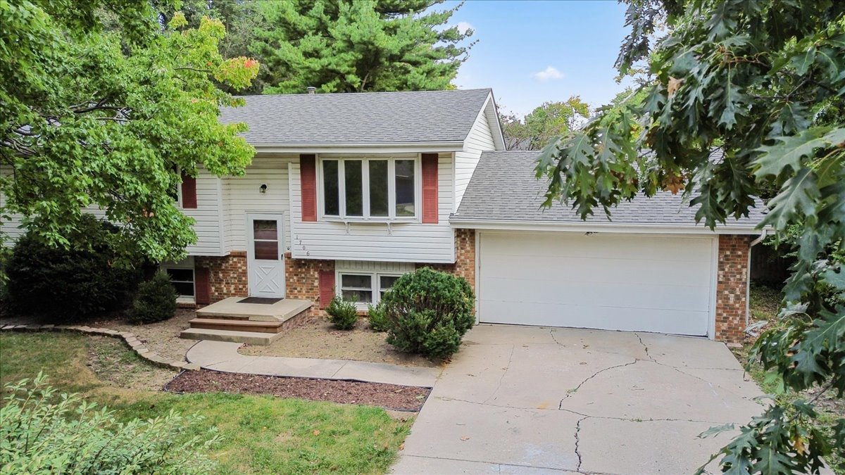 1706 Erin Drive Property Photo 32