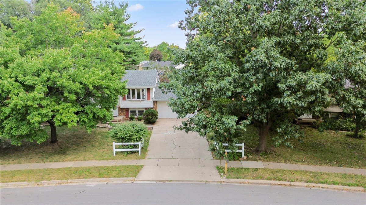1706 Erin Drive Property Photo 34