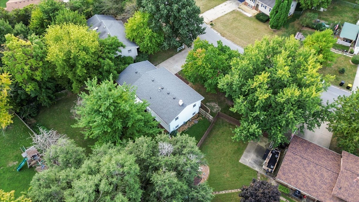 1706 Erin Drive Property Photo 39