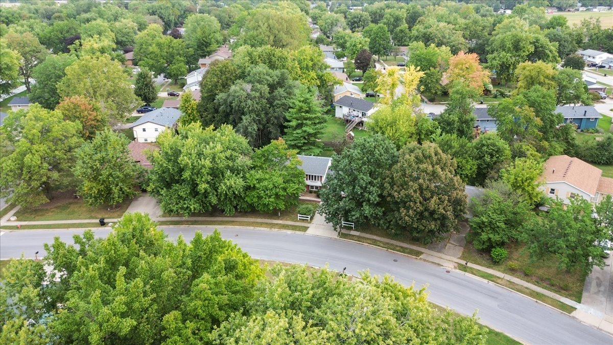 1706 Erin Drive Property Photo 43