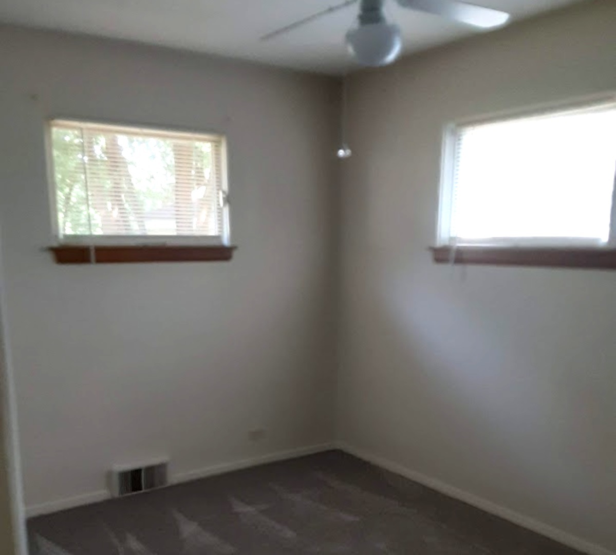 10 4th Street Property Photo 8
