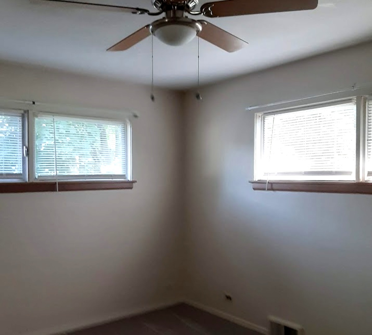 10 4th Street Property Photo 10