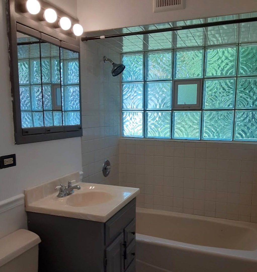 10 4th Street Property Photo 11