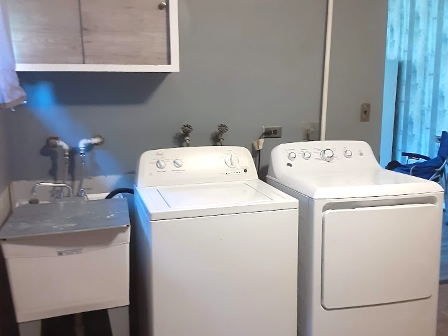 10 4th Street Property Photo 12