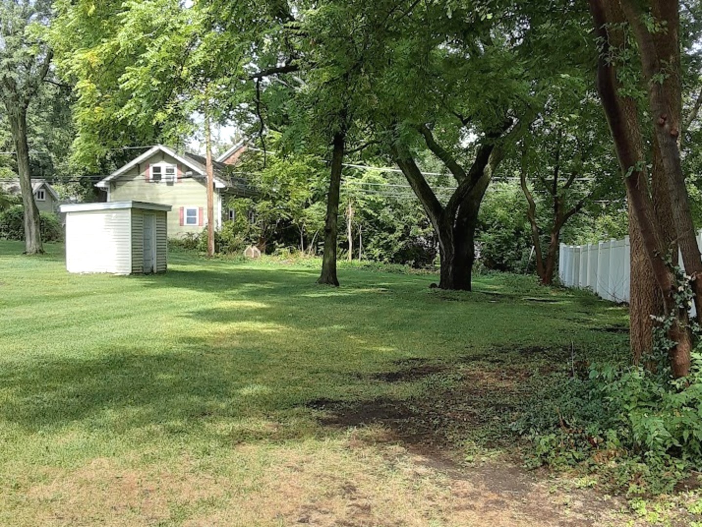 10 4th Street Property Photo 16