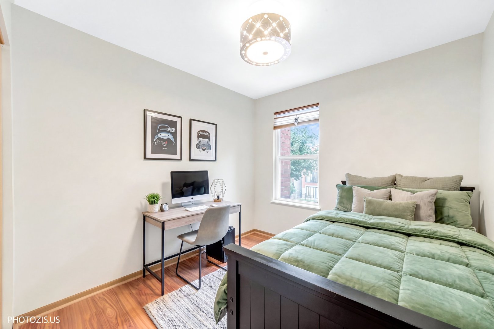 1265 S Saint Louis Avenue Property Photo 12