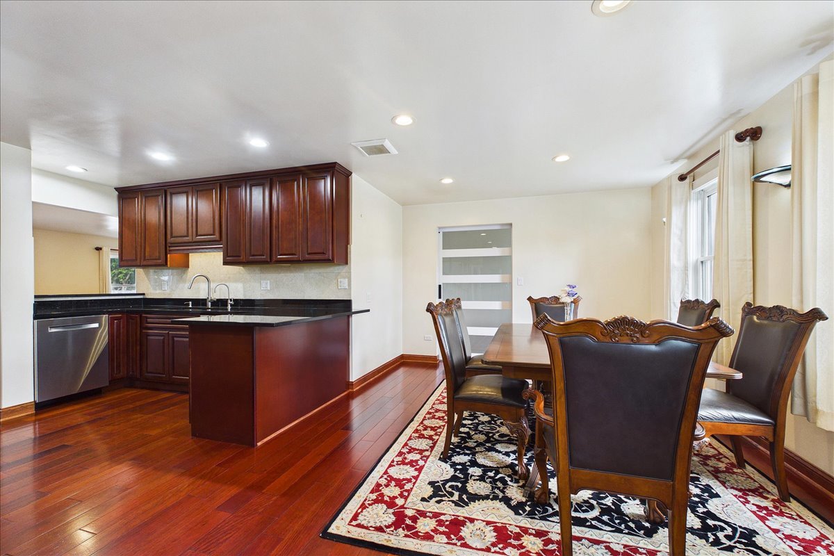 3604 Meadow Lane Property Photo 11
