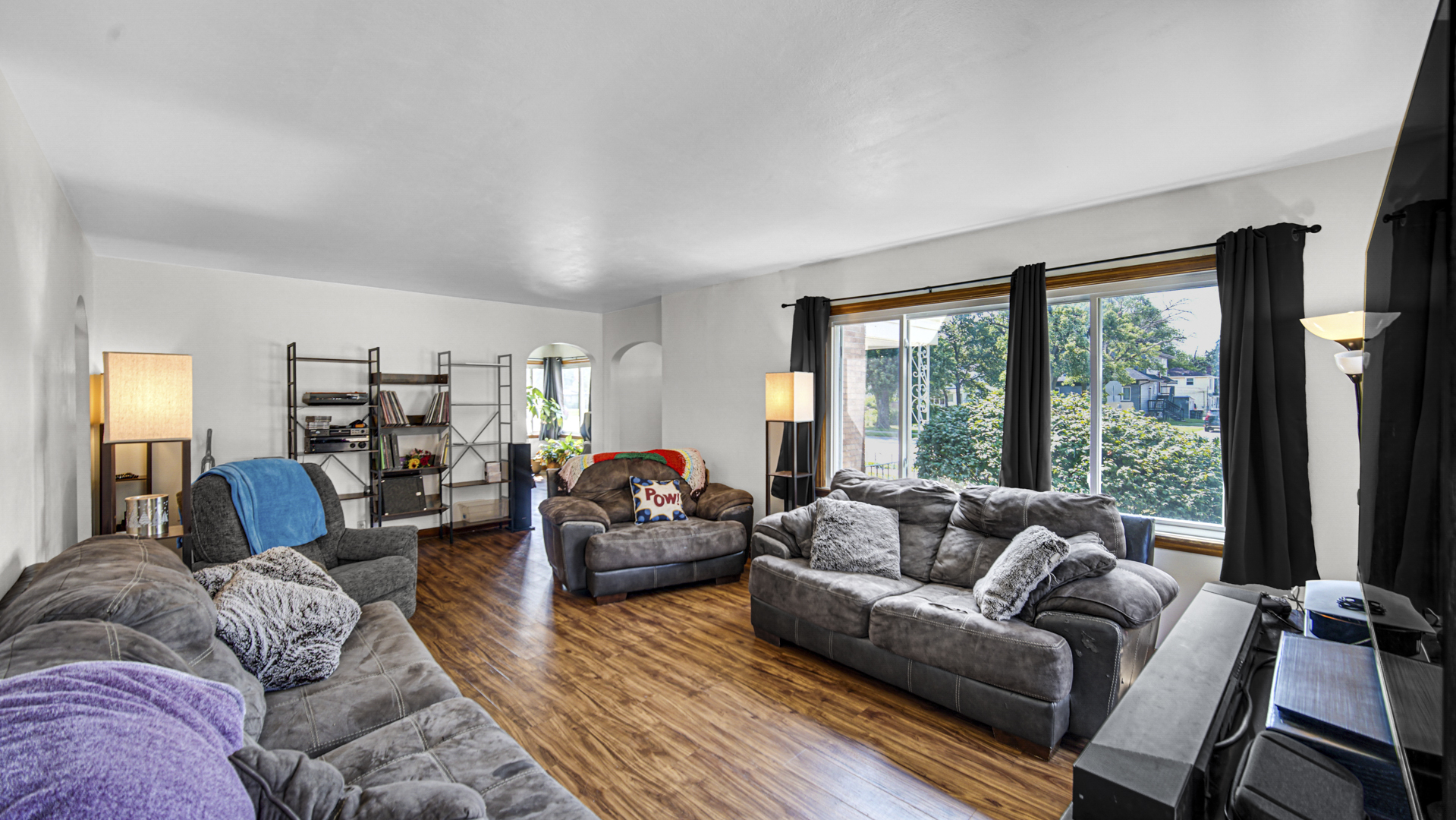 2740 Ridge Road Property Photo 2
