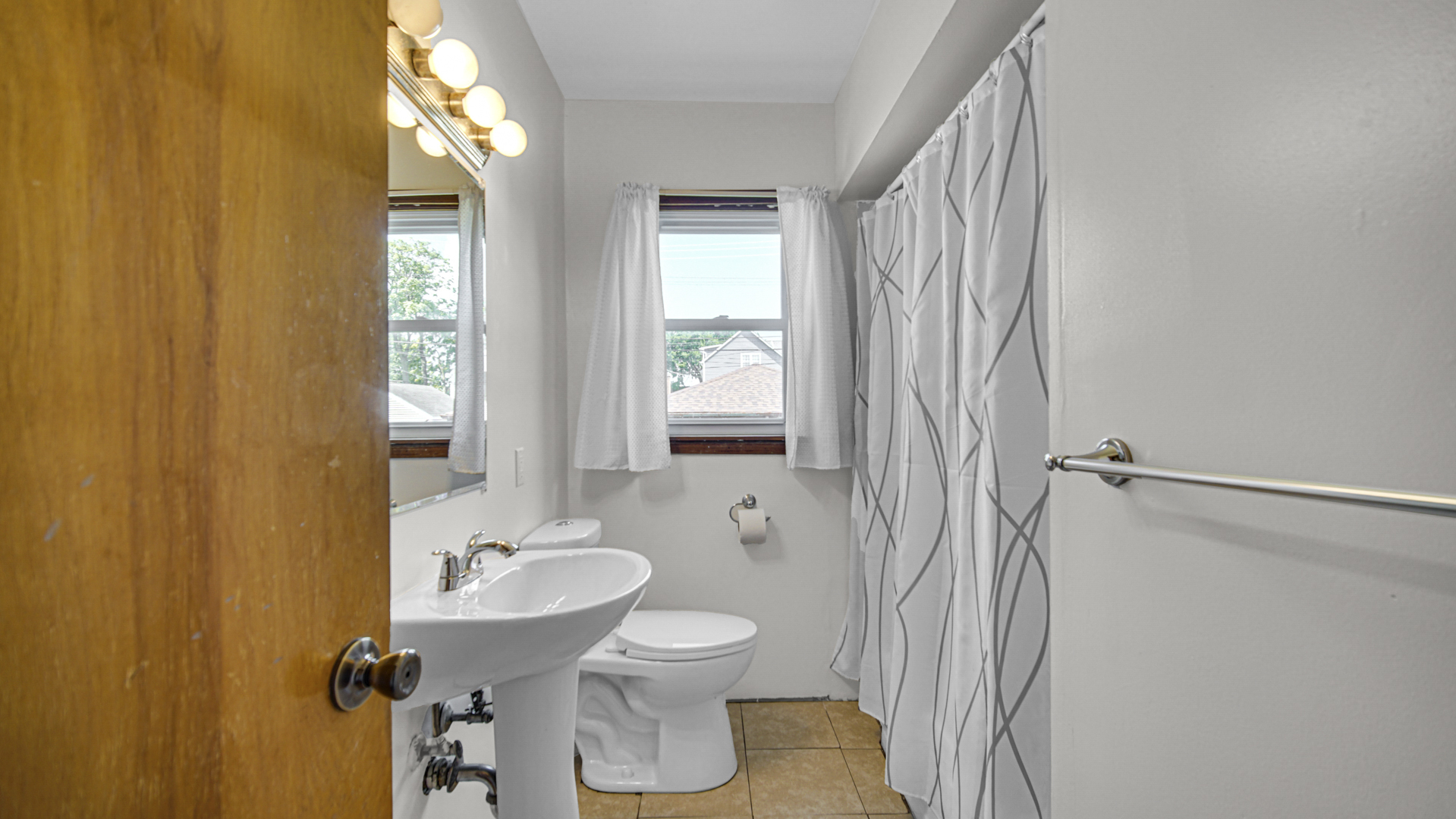 2740 Ridge Road Property Photo 5