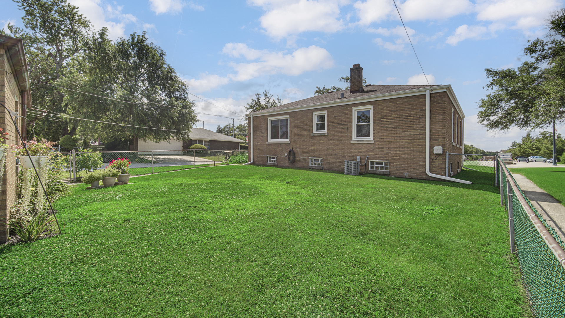 2740 Ridge Road Property Photo 10