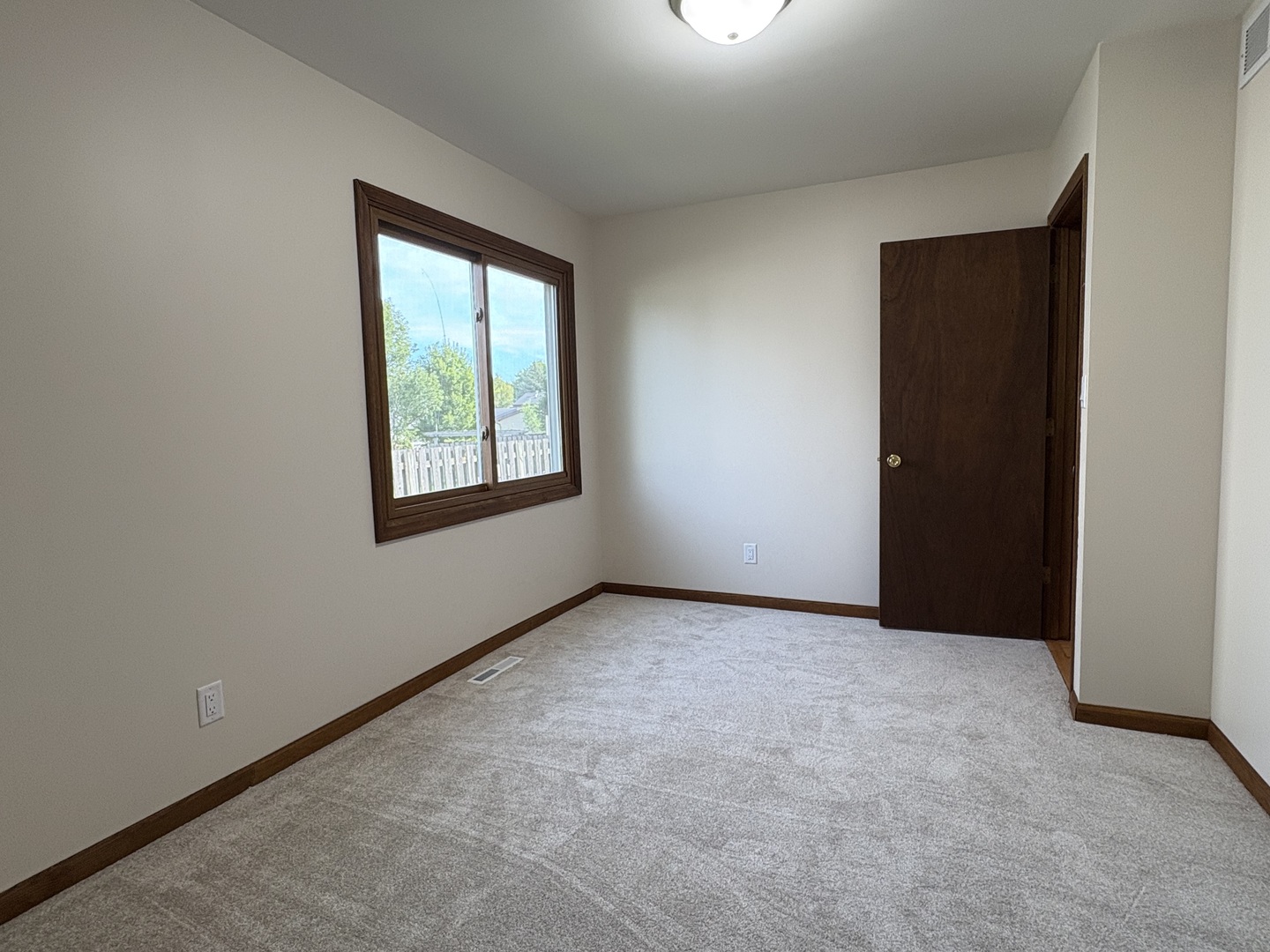 122 N Creekside Trail Property Photo 32