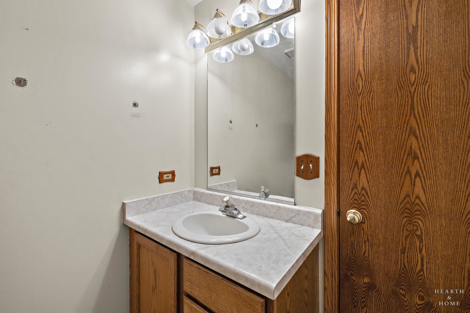 558 Barbary Lane Property Photo 18