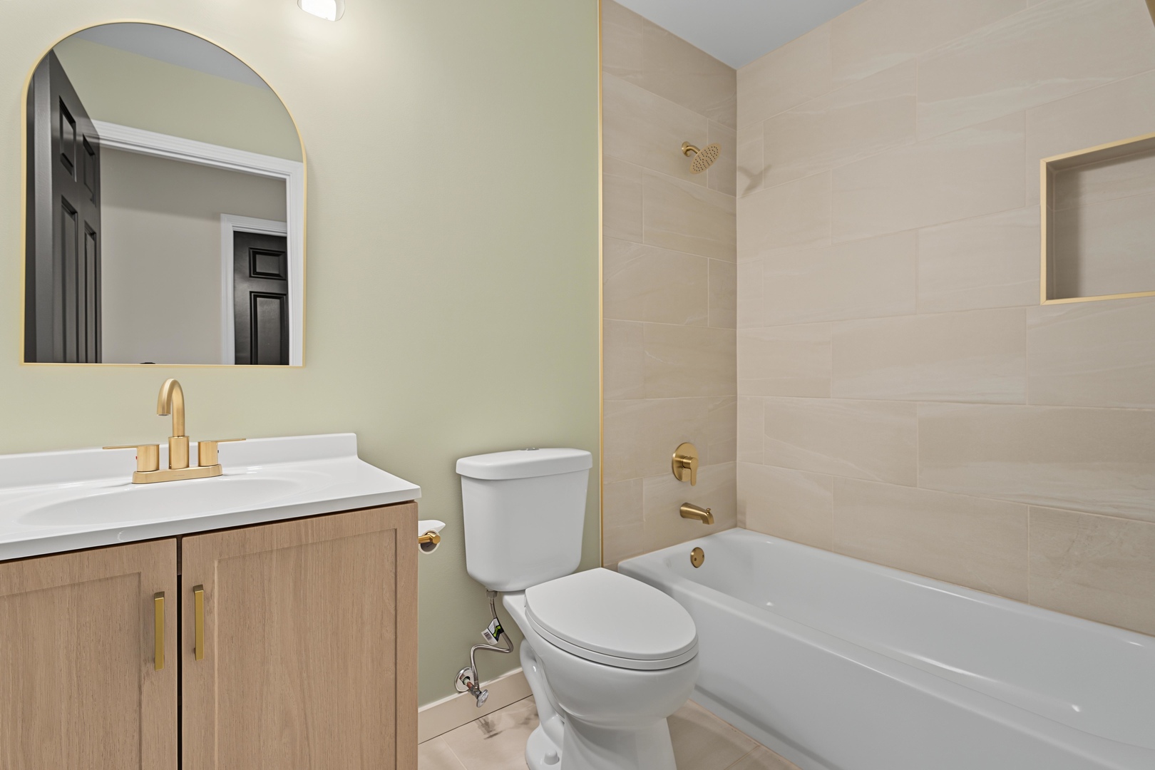 5 Keswick Lane Property Photo 8