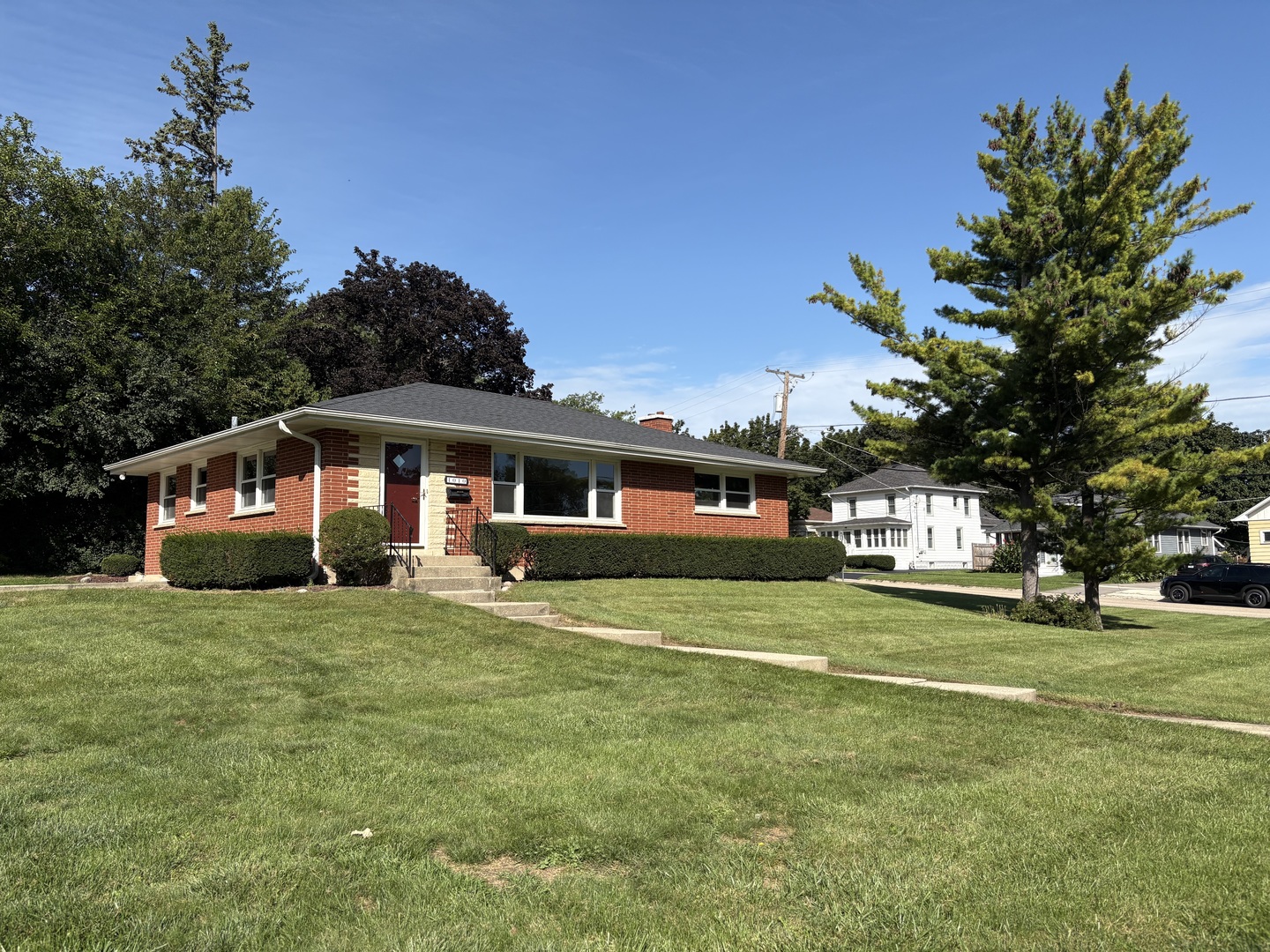 1010 Laursen Court Property Photo 3