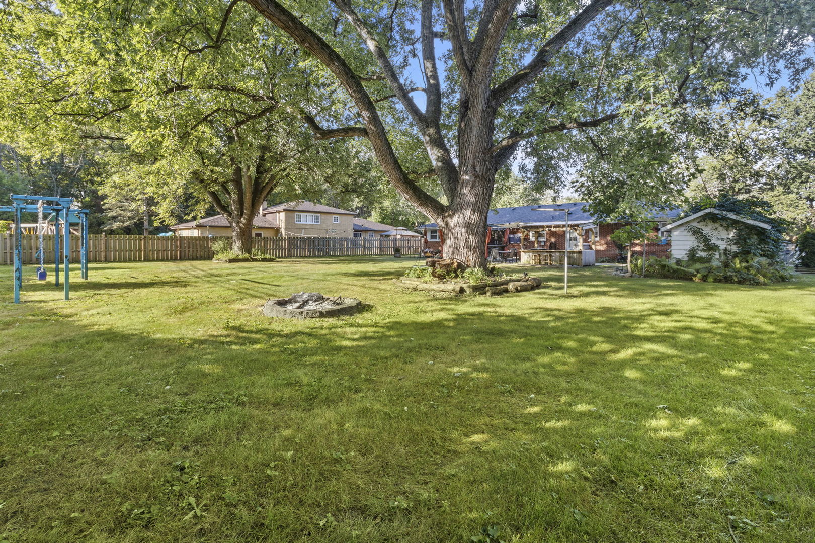 13057 S 71st Avenue Property Photo 19