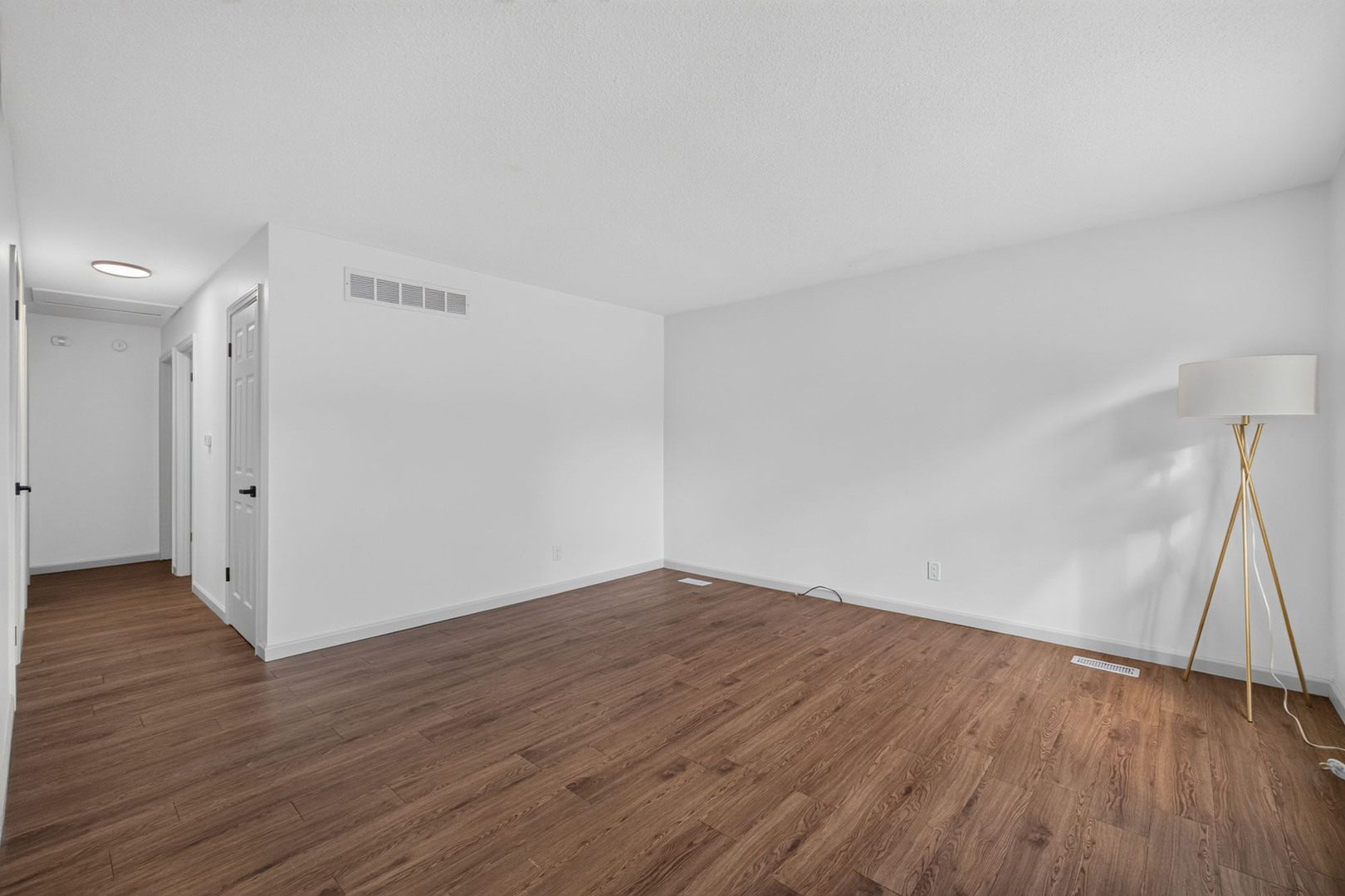 4210 Greenway Drive Property Photo 5