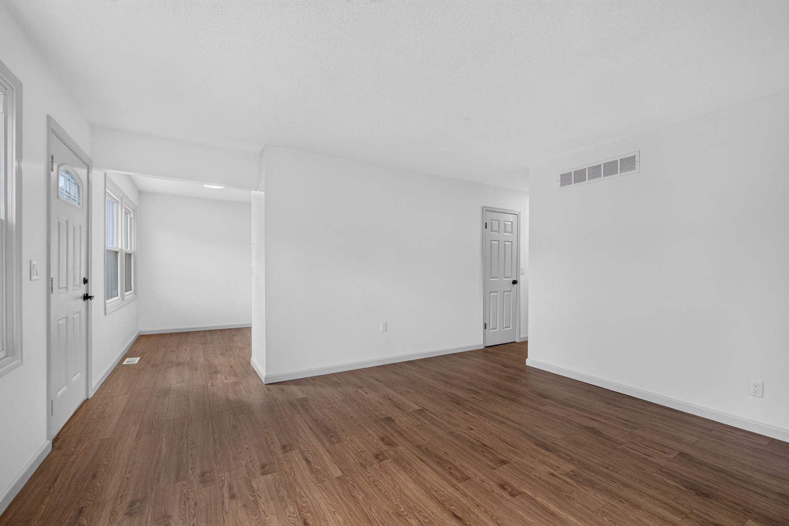4210 Greenway Drive Property Photo 6