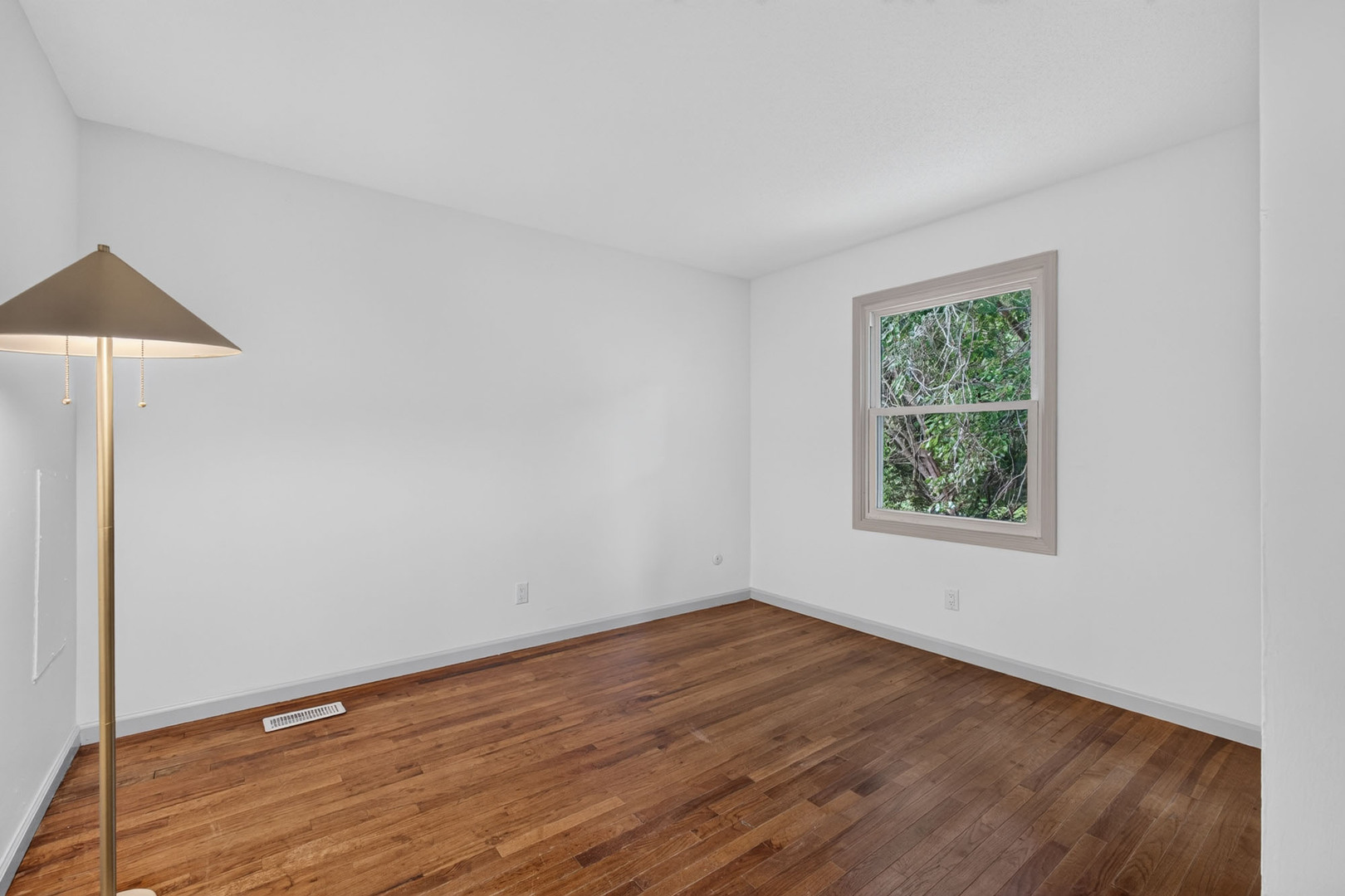 4210 Greenway Drive Property Photo 10