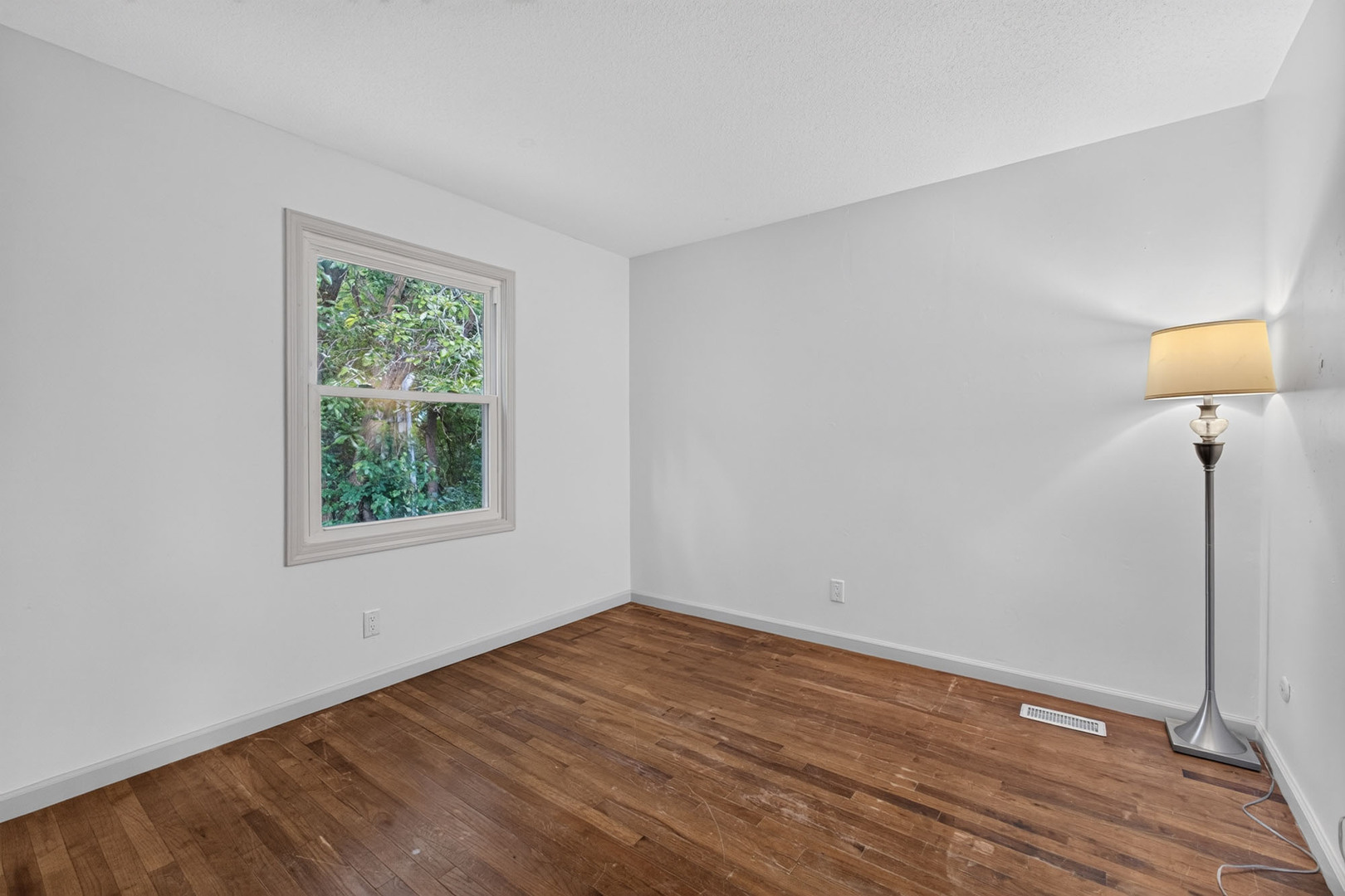 4210 Greenway Drive Property Photo 12